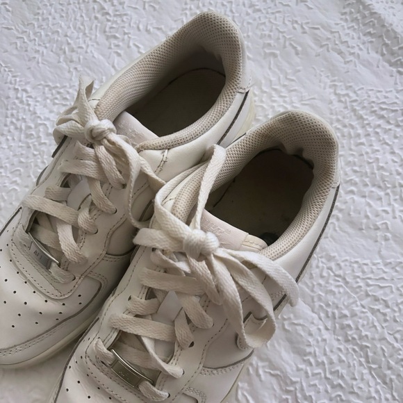 nike air force 1 low - Picture 4 of 9